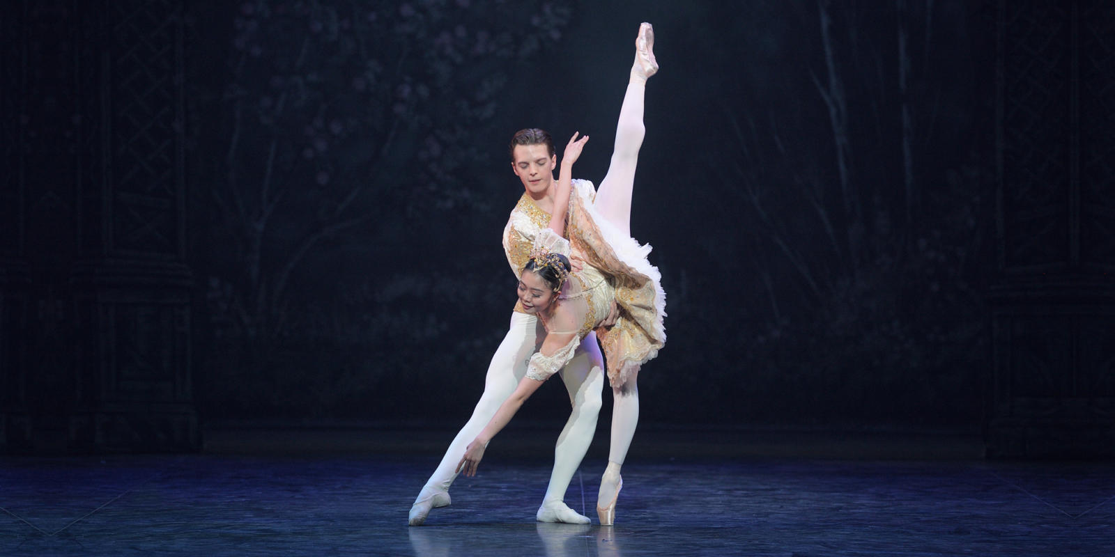 English National Ballet's Nutcracker (C) Laurent Liotardo